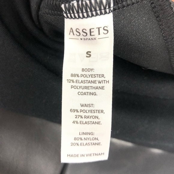 Spanx Assets Faux Leather Leggings Black Pants Smoothing Slimming Size Small - Picture 4 of 8
